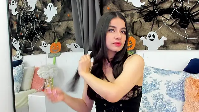 MiaDunoff online show from October 11, 2025, 9:46 pm