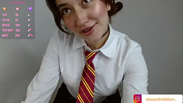 AlessandraLB online show from September 10, 2025, 10:15 am