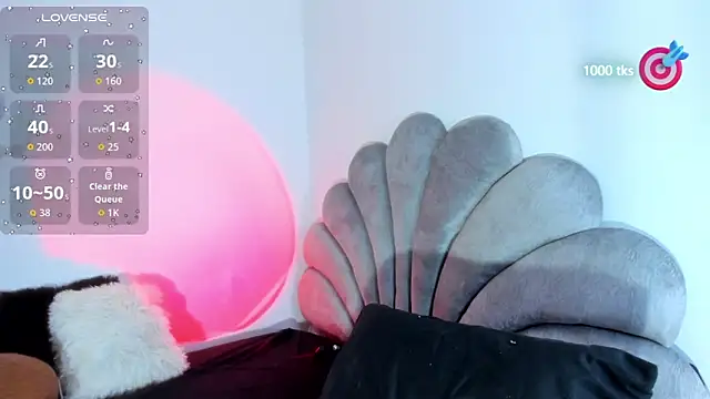 michell danna online show from November 7, 2025, 5:40 am