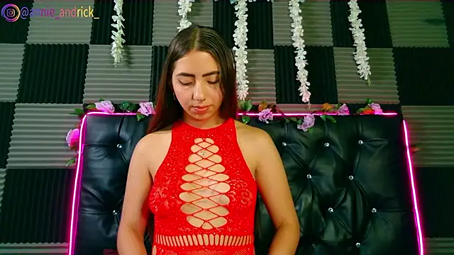 Snapshot of _leda_swan_ chatting on February 14, 2026, 1:08 pm leda swan online show from February 14, 2026, 1:08 pm