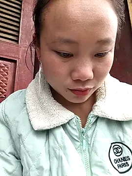 liu-liusexy online show from February 25, 2026, 5:39 am