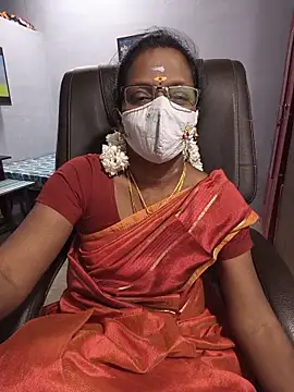 Snapshot of umashreetamil chatting on June 22, 2026, 3:31 pm umashreetamil online show from June 22, 2026, 3:31 pm