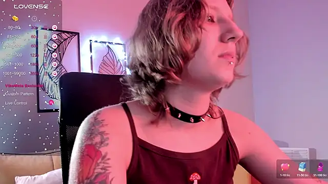 Hailey Foxy online show from November 1, 2025, 9:11 am