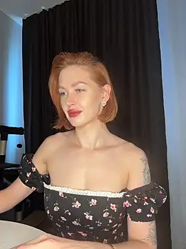 Snapshot of LittleFox___ chatting on May 29, 2026, 6:55 am LittleFox online show from May 29, 2026, 6:55 am