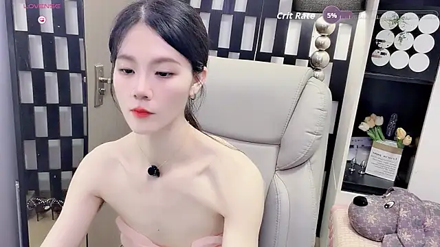 Snapshot of Yueyue-MM chatting on May 19, 2026, 2:01 pm Yueyue-MM online show from May 19, 2026, 2:01 pm