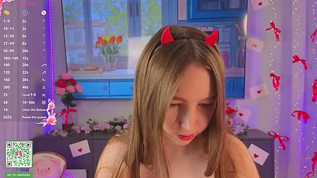 ElfredaTupy online show from March 21, 2026, 6:55 pm