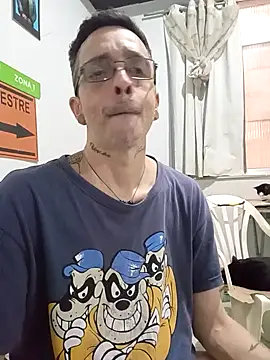 dinho carioca online show from October 31, 2025, 4:19 pm