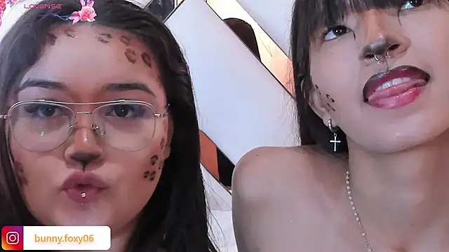 foxybunny online show from November 18, 2025, 12:05 am