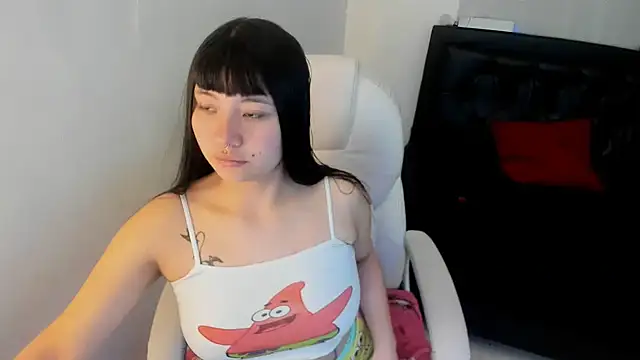 Zulema R1 online show from November 28, 2025, 2:47 am