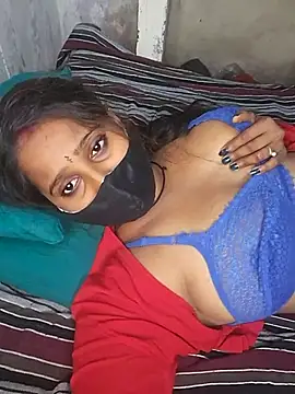 Snapshot of Minu_love chatting on February 3, 2026, 10:48 pm Minu love online show from February 3, 2026, 10:48 pm