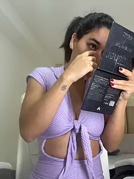 Scarlett 12 online show from March 15, 2026, 9:15 am