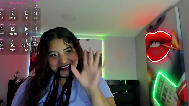 Sara Bdsm  online show from May 16, 2026, 12:04 pm