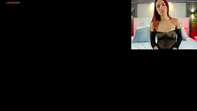 LunnaBlake online show from March 3, 2026, 4:18 am