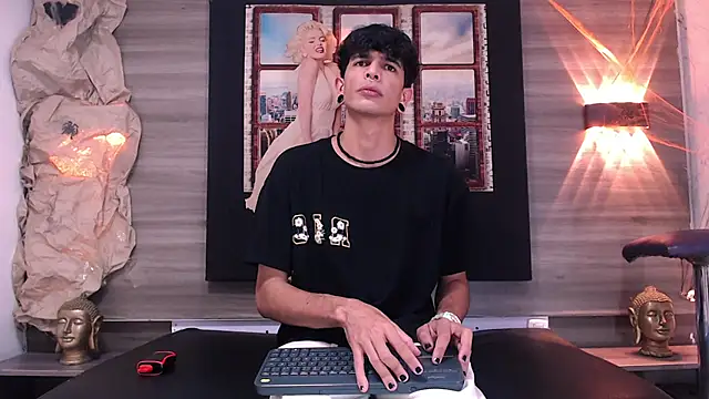 Franvill Trato online show from October 25, 2025, 7:08 pm