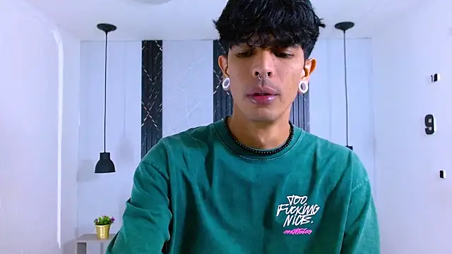 Franvill Trato online show from October 30, 2025, 7:03 pm