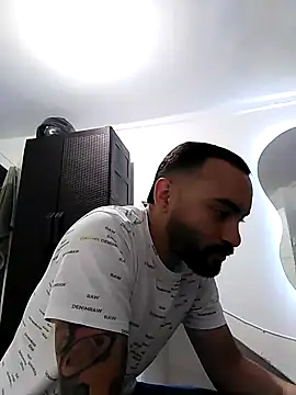 este juan online show from April 17, 2026, 2:47 am