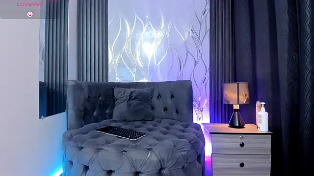 Snapshot of oliver_mr_ chatting on January 7, 2026, 1:24 pm oliver mr online show from January 7, 2026, 1:24 pm