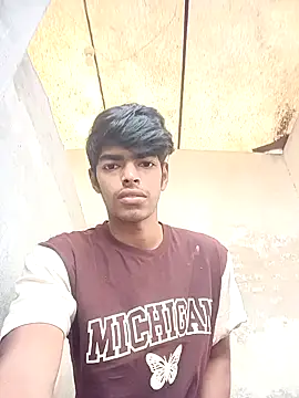 Snapshot of monster_33 chatting on November 24, 2025, 3:39 am monster 33 online show from November 24, 2025, 3:39 am