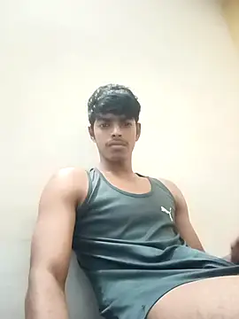 Snapshot of monster_33 chatting on March 5, 2026, 7:48 am monster 33 online show from March 5, 2026, 7:48 am