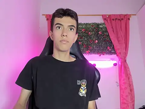 dylan 202520  online show from September 22, 2025, 11:34 am