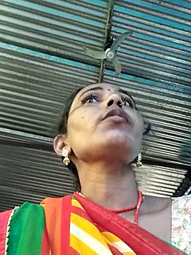 Pooja750 online show from October 2, 2025, 1:23 am