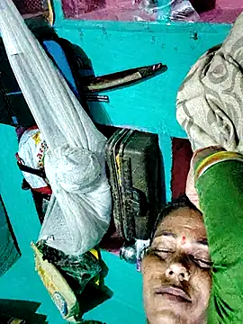 Pooja750 online show from October 8, 2025, 8:17 pm