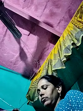 Pooja750 online show from December 20, 2025, 12:40 am