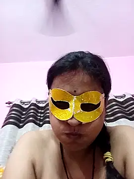 Snapshot of Gullapi chatting on April 4, 2026, 4:26 pm Gullapi online show from April 4, 2026, 4:26 pm