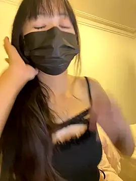 Snapshot of Minnie-2025 chatting on October 14, 2025, 1:06 am Minnie-2025 online show from October 14, 2025, 1:06 am