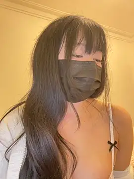 Snapshot of Minnie-2025 chatting on December 20, 2025, 5:53 pm Minnie-2025 online show from December 20, 2025, 5:53 pm