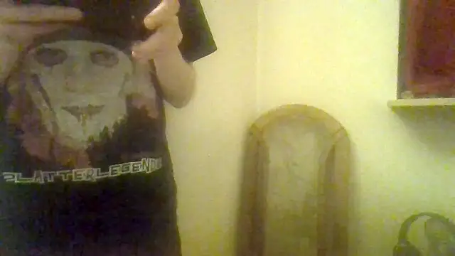 your boy toy18 online show from October 8, 2025, 10:29 pm