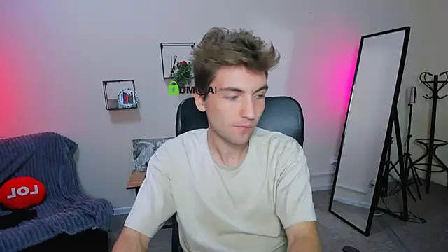 joseph bear  online show from September 22, 2025, 7:27 pm