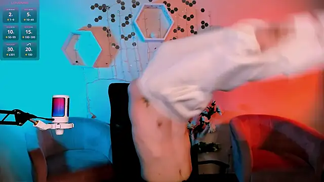 joseph bear  online show from November 16, 2025, 7:52 pm