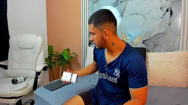  online show from November 7, 2025, 12:27 pm