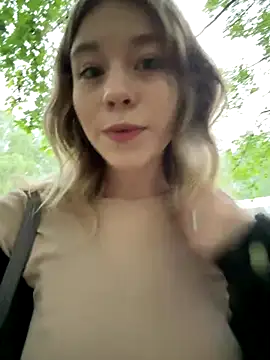 Mimiumuy online show from September 16, 2025, 2:29 pm