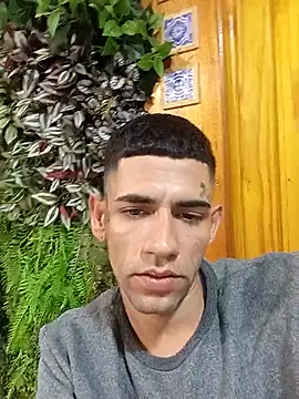 xirie98 online show from September 19, 2025, 2:24 am