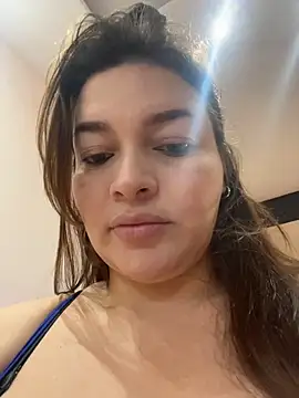 Snapshot of sarahreyess_11 chatting on March 26, 2026, 11:05 am sarahreyess 11 online show from March 26, 2026, 11:05 am