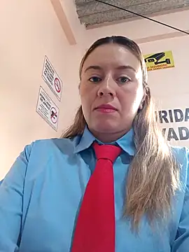 Hannah-colx online show from March 27, 2026, 4:18 pm