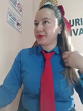 Snapshot of Hannah-colx chatting on June 2, 2026, 1:02 pm Hannah-colx online show from June 2, 2026, 1:02 pm