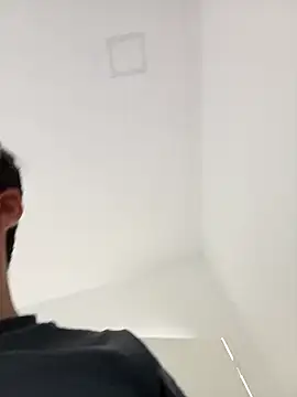 Snapshot of Lushakuiron1 chatting on April 16, 2026, 1:12 pm Lushakuiron1 online show from April 16, 2026, 1:12 pm