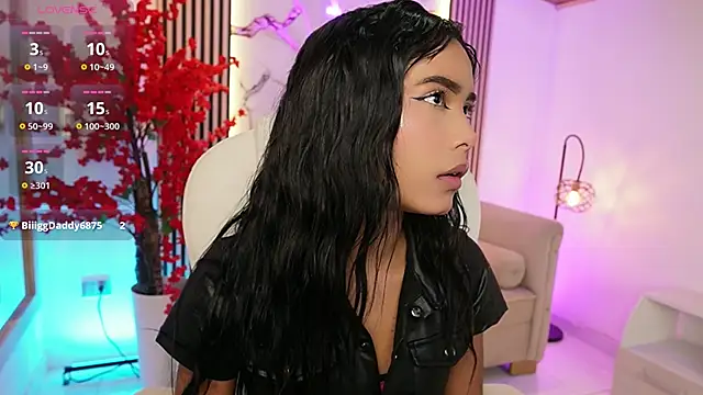 GiaNovak online show from November 14, 2025, 11:42 am