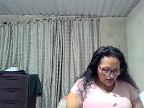  Cristal online show from October 26, 2025, 3:45 am