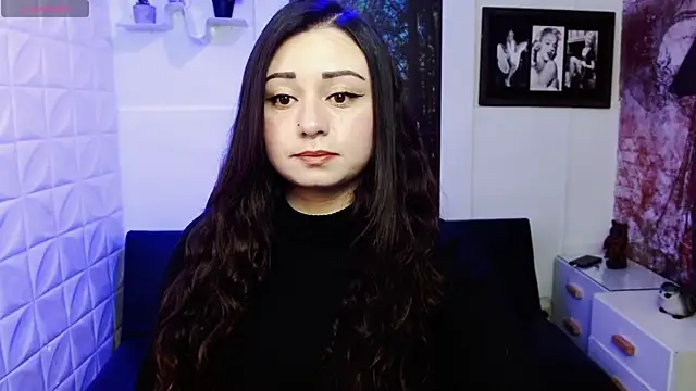 Eva Roussell online show from November 15, 2025, 2:24 pm