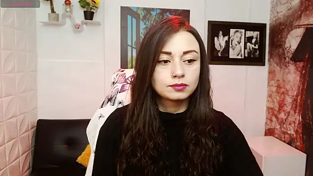 Snapshot of Eva_Roussell chatting on February 20, 2026, 2:17 pm Eva Roussell online show from February 20, 2026, 2:17 pm