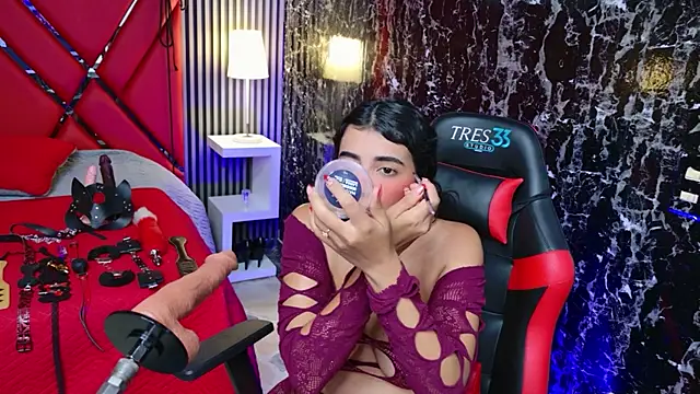 Violet sl4ve online show from April 4, 2026, 2:58 pm