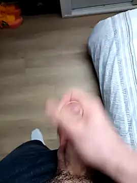 Float4x online show from October 8, 2025, 2:36 pm