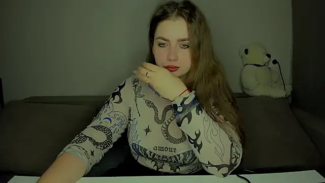 yourgem   online show from March 25, 2026, 2:39 am