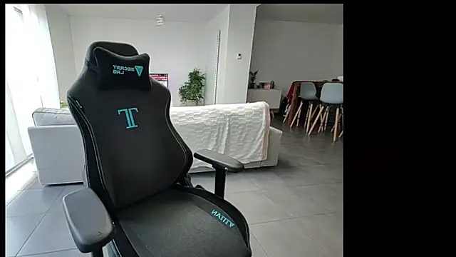 Snapshot of jenny5962 chatting on September 16, 2025, 8:37 am jenny5962 online show from September 16, 2025, 8:37 am