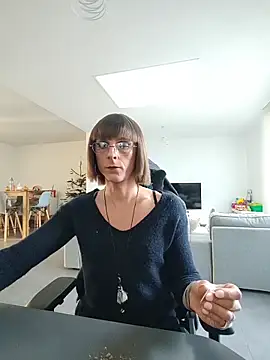 Snapshot of jenny5962 chatting on December 16, 2025, 1:49 pm jenny5962 online show from December 16, 2025, 1:49 pm