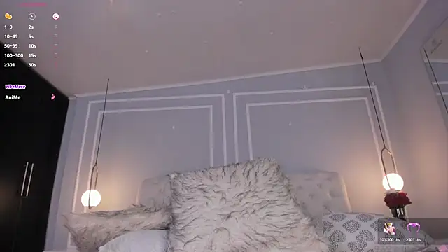 sakura Gomez online show from April 16, 2026, 9:39 pm